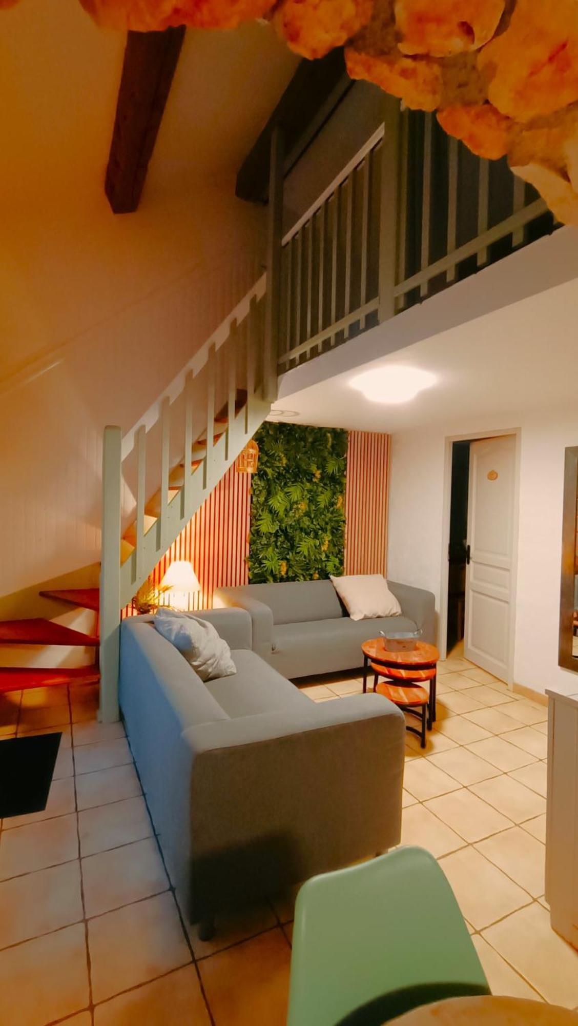 La Rose Des Vents & Spa - Gite La Parenthese Néoules Dış mekan fotoğraf